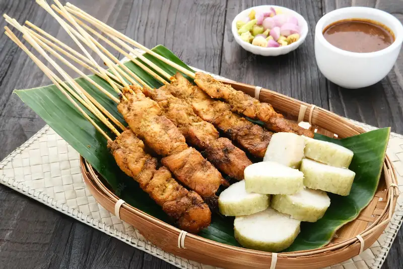 Sate Bulayak